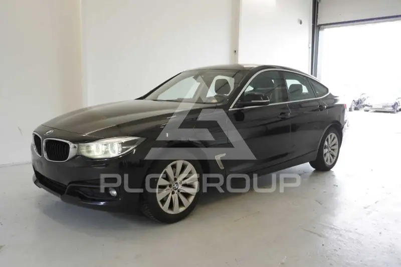 2017 BMW 320