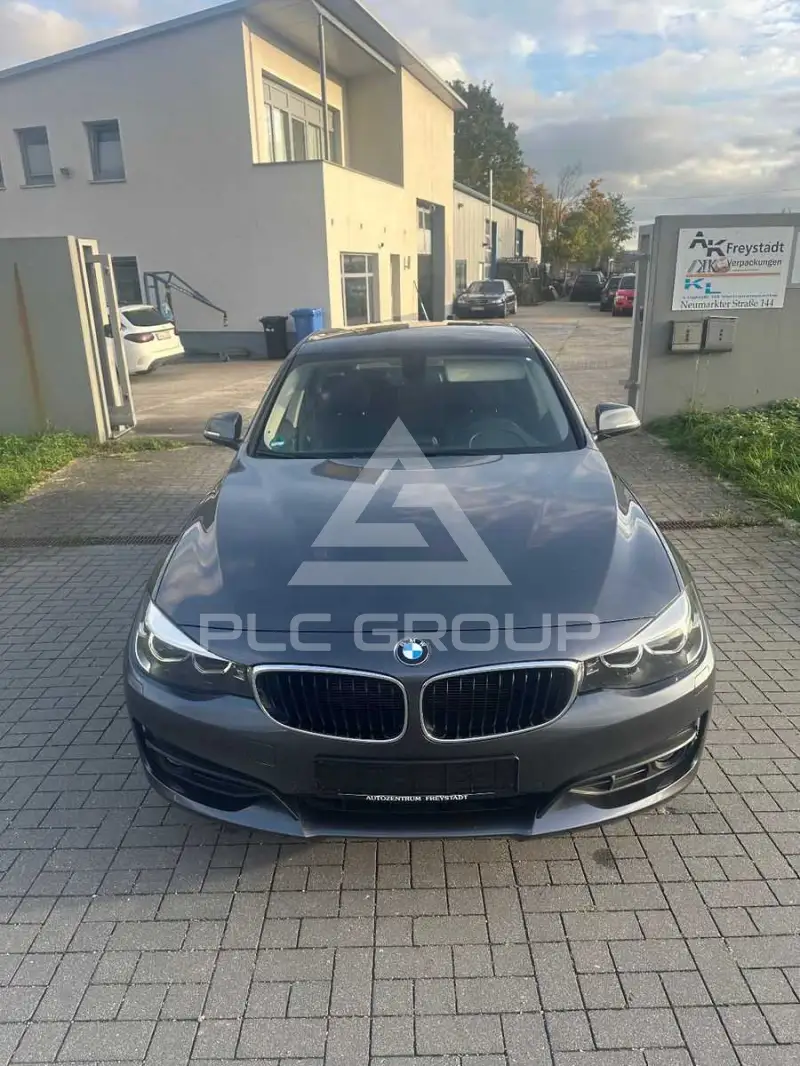 2017 BMW 320