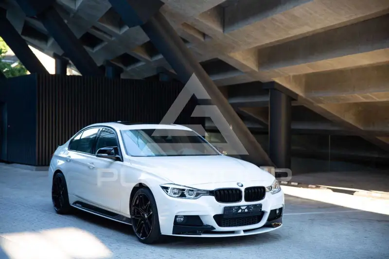 2017 BMW 330