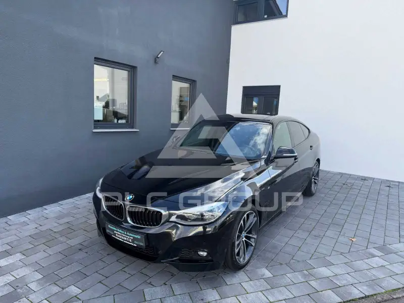 2017 BMW 330