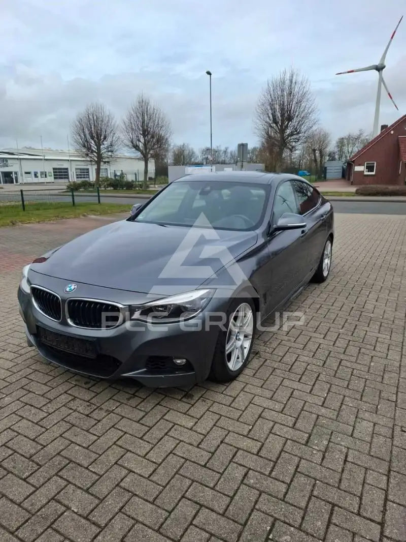 2017 BMW 330