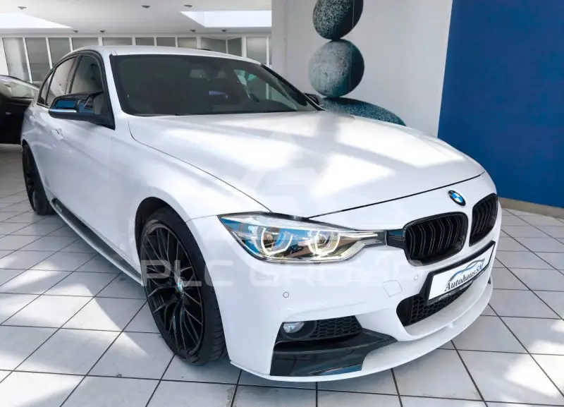 2017 BMW 330