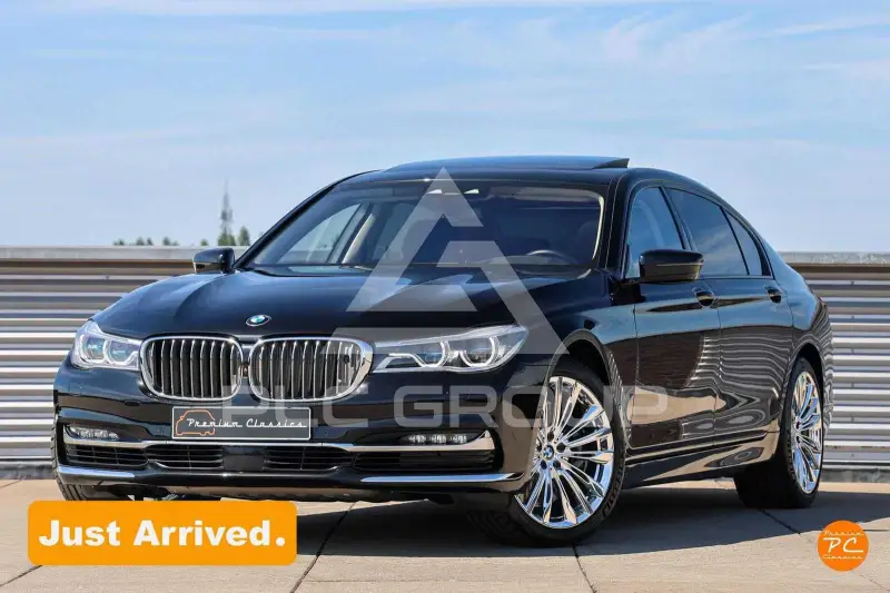 2017 BMW M7