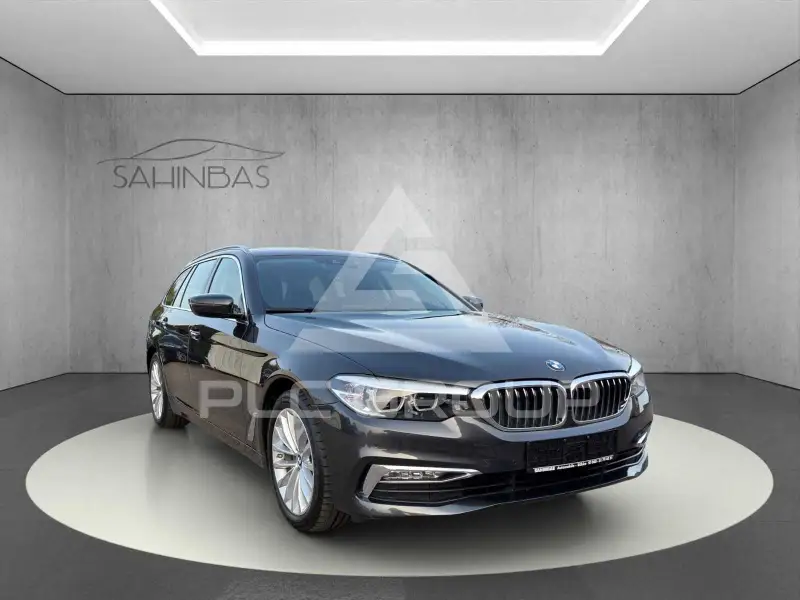 2017 BMW 520