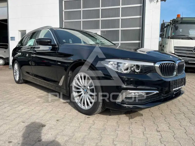 2017 BMW 520