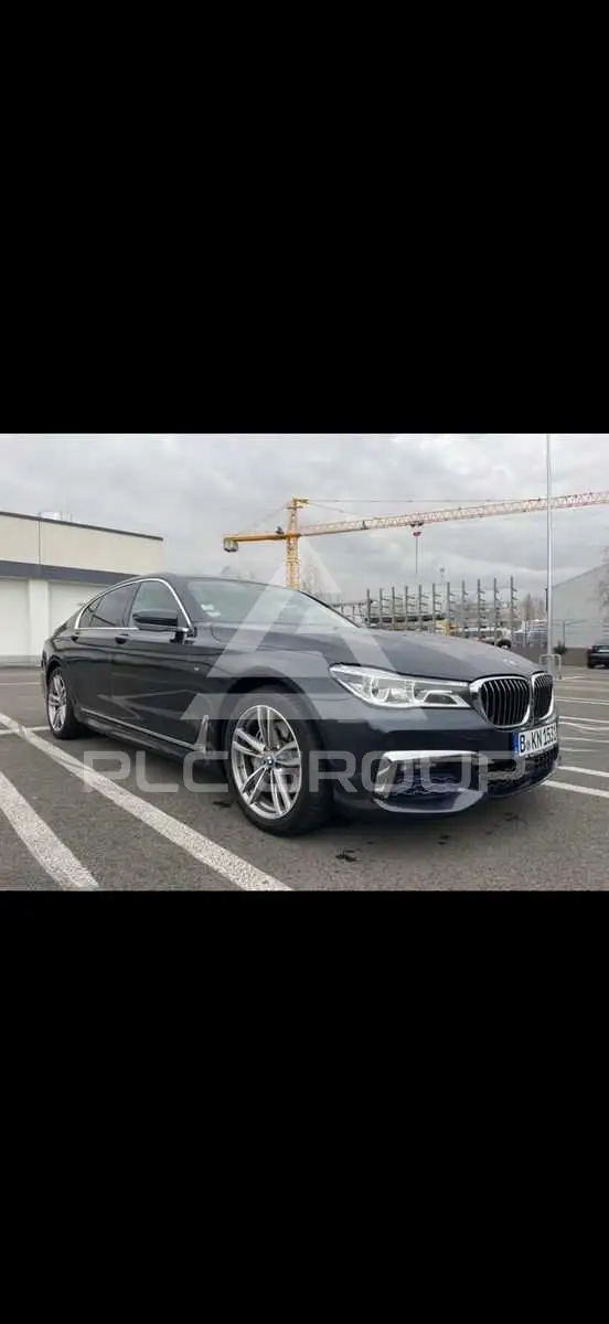 2017 BMW 730