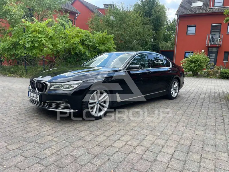 2017 BMW 730