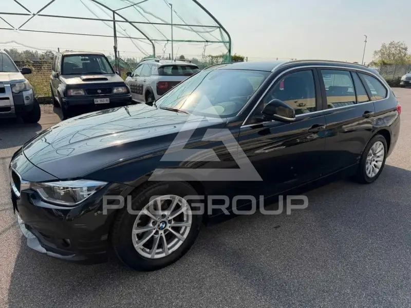 2017 BMW 318