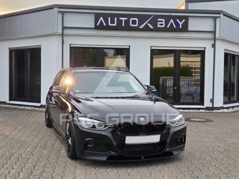 2017 BMW 318
