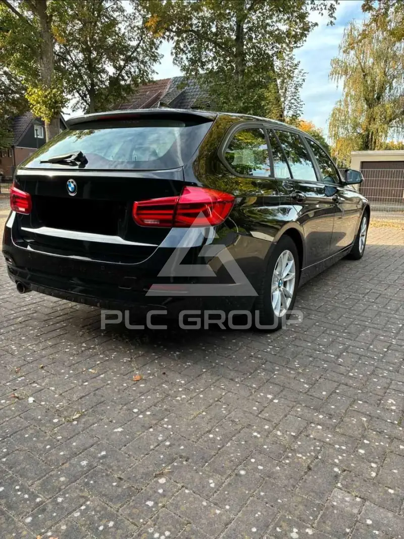 2017 BMW 318
