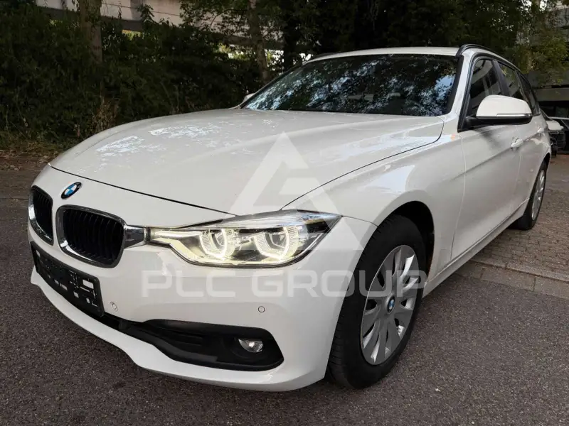 2017 BMW 318