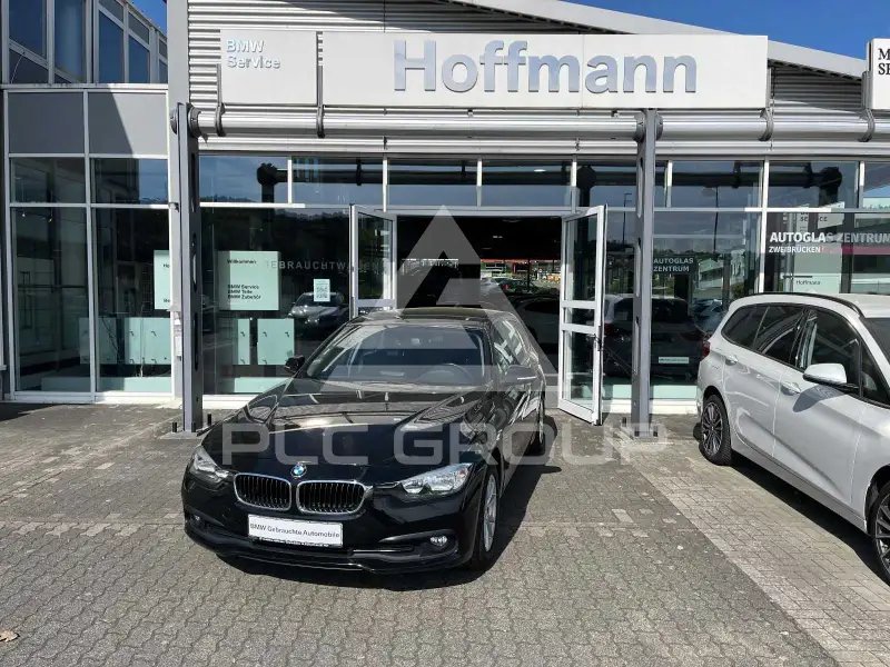 2017 BMW 318