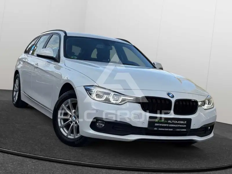 2017 BMW 318