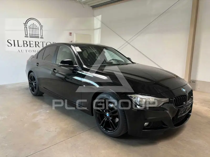 2017 BMW 318