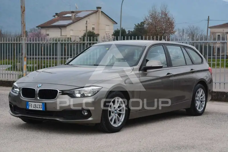 2017 BMW 318