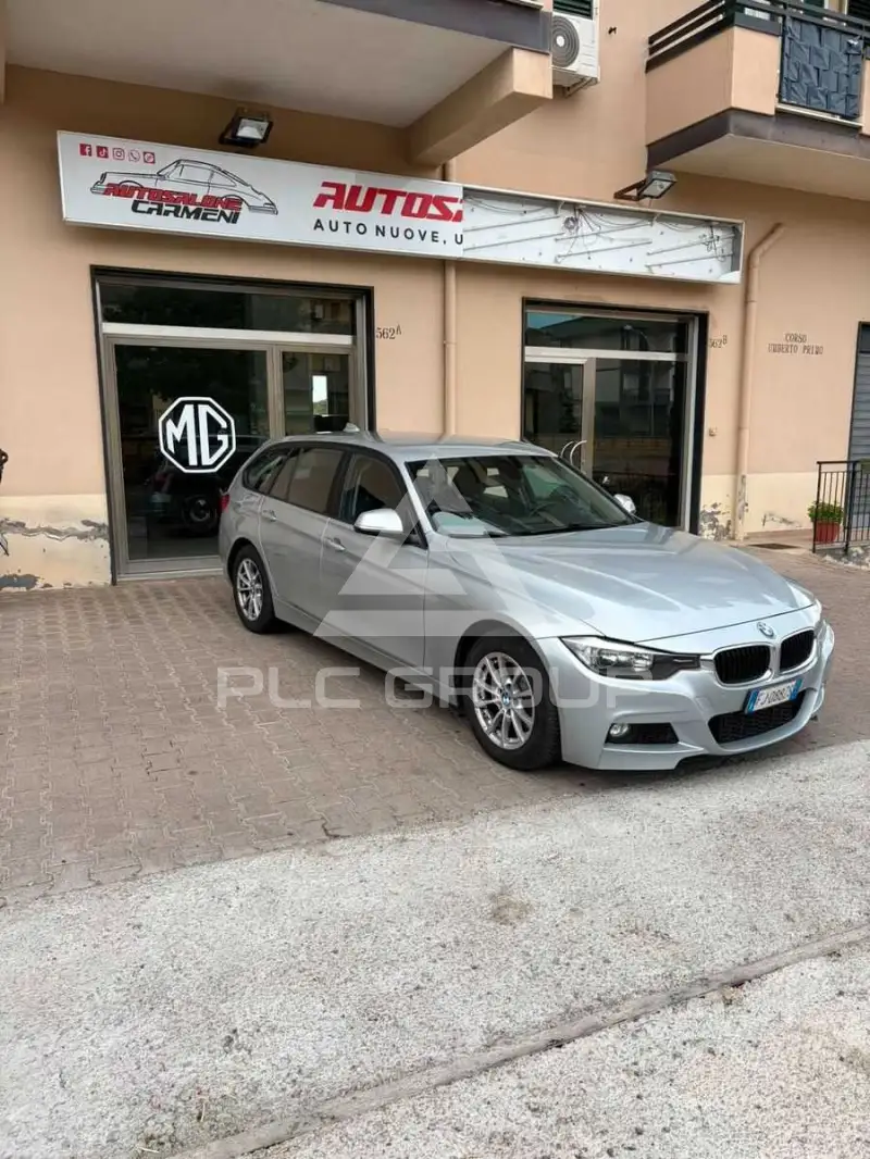 2017 BMW 318