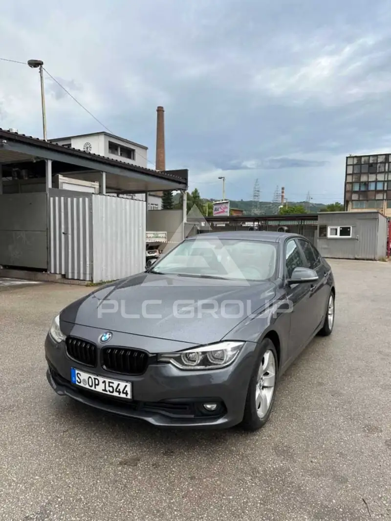2017 BMW 318