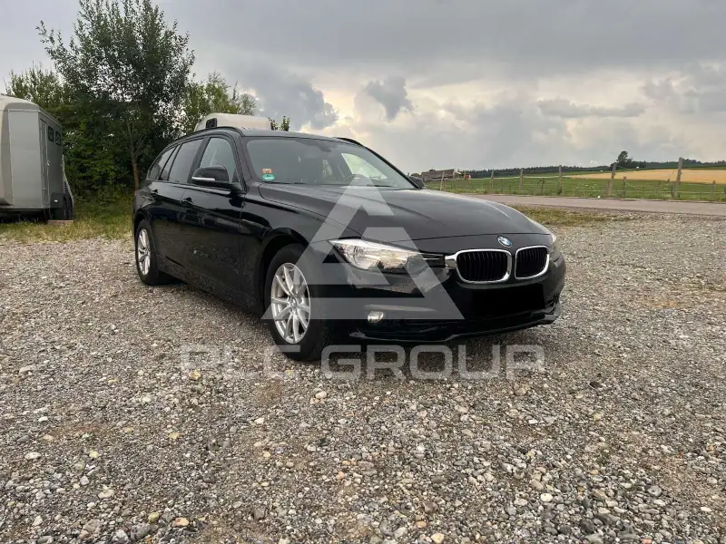 2017 BMW 318