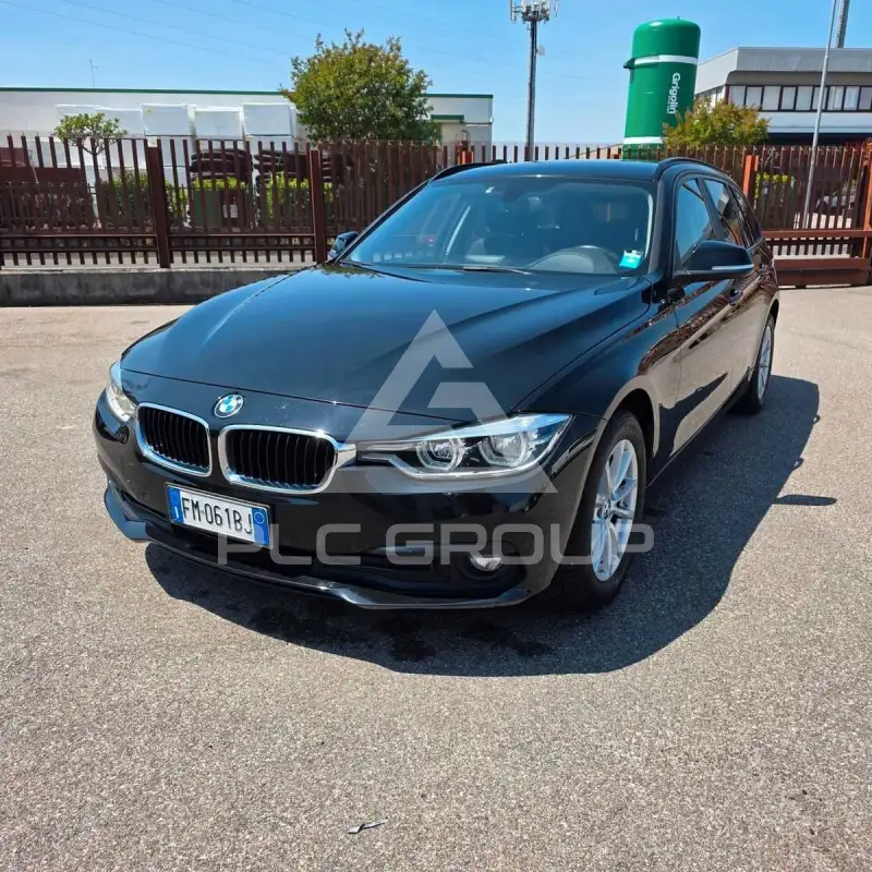2017 BMW 318