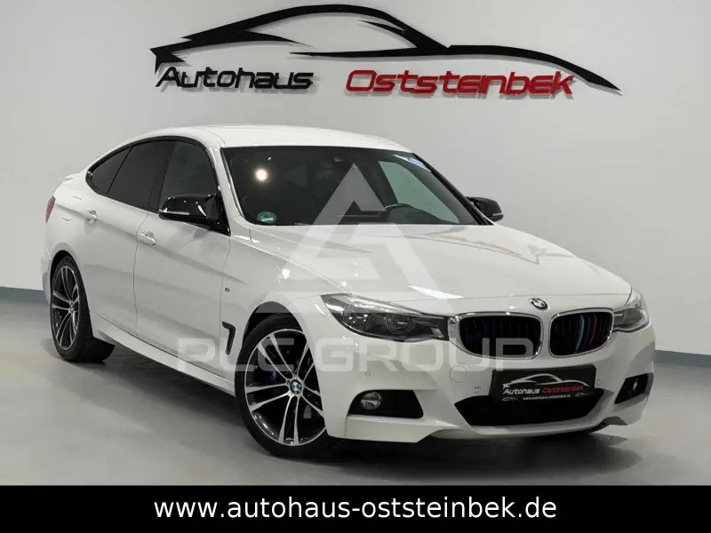 2017 BMW 320