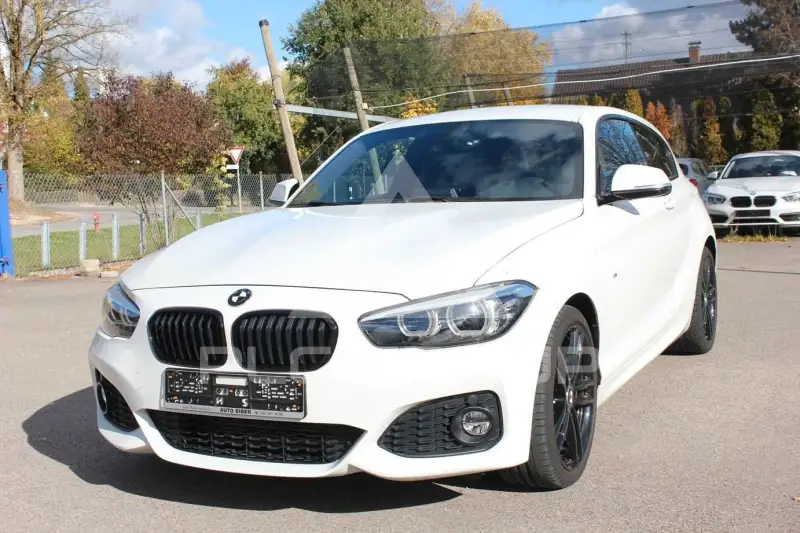 2017 BMW 118