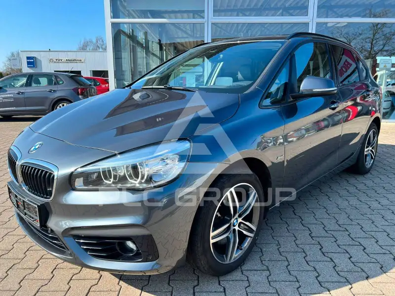 2017 BMW 220
