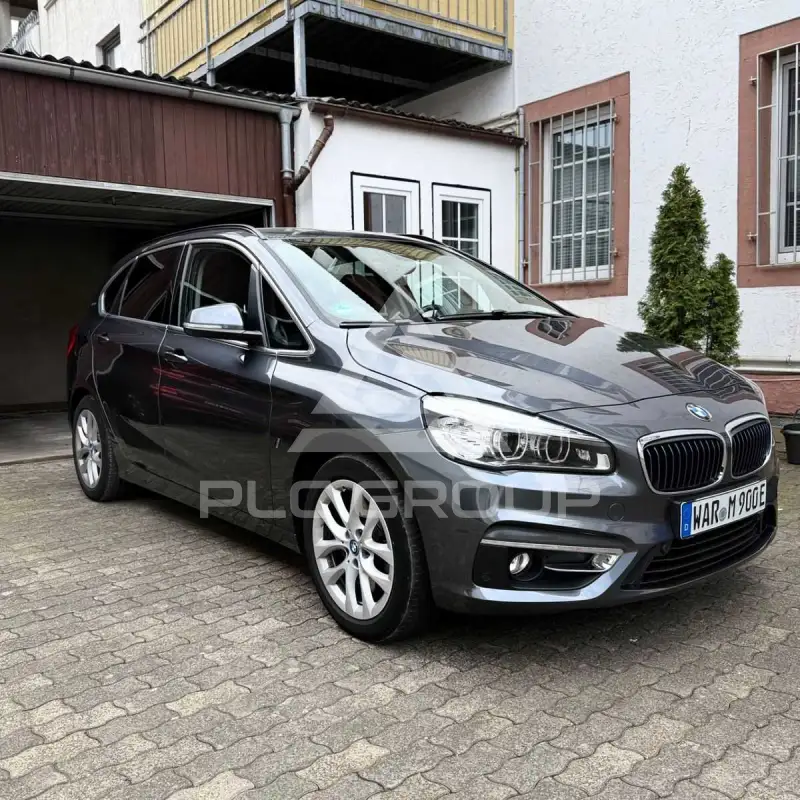 2017 BMW 225