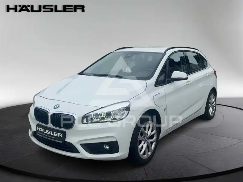 2017 BMW 225