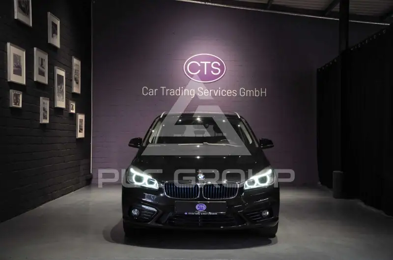 2017 BMW 225