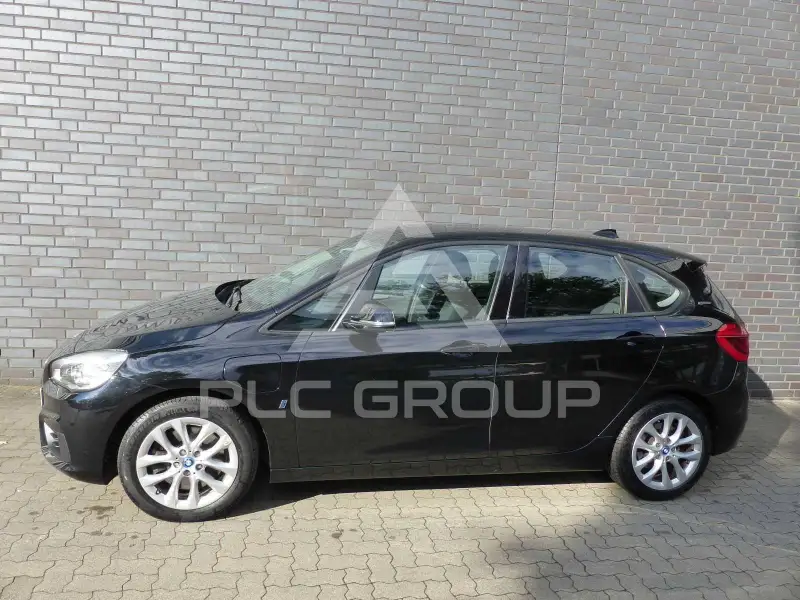 2017 BMW 225
