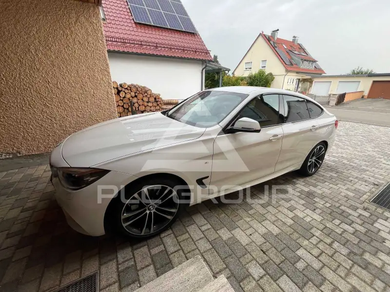 2017 BMW 330