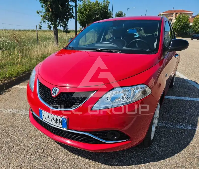 2017 Lancia YPSILON
