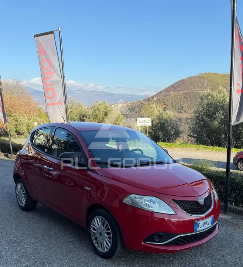 2017 Lancia YPSILON