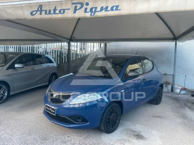 2017 Lancia YPSILON