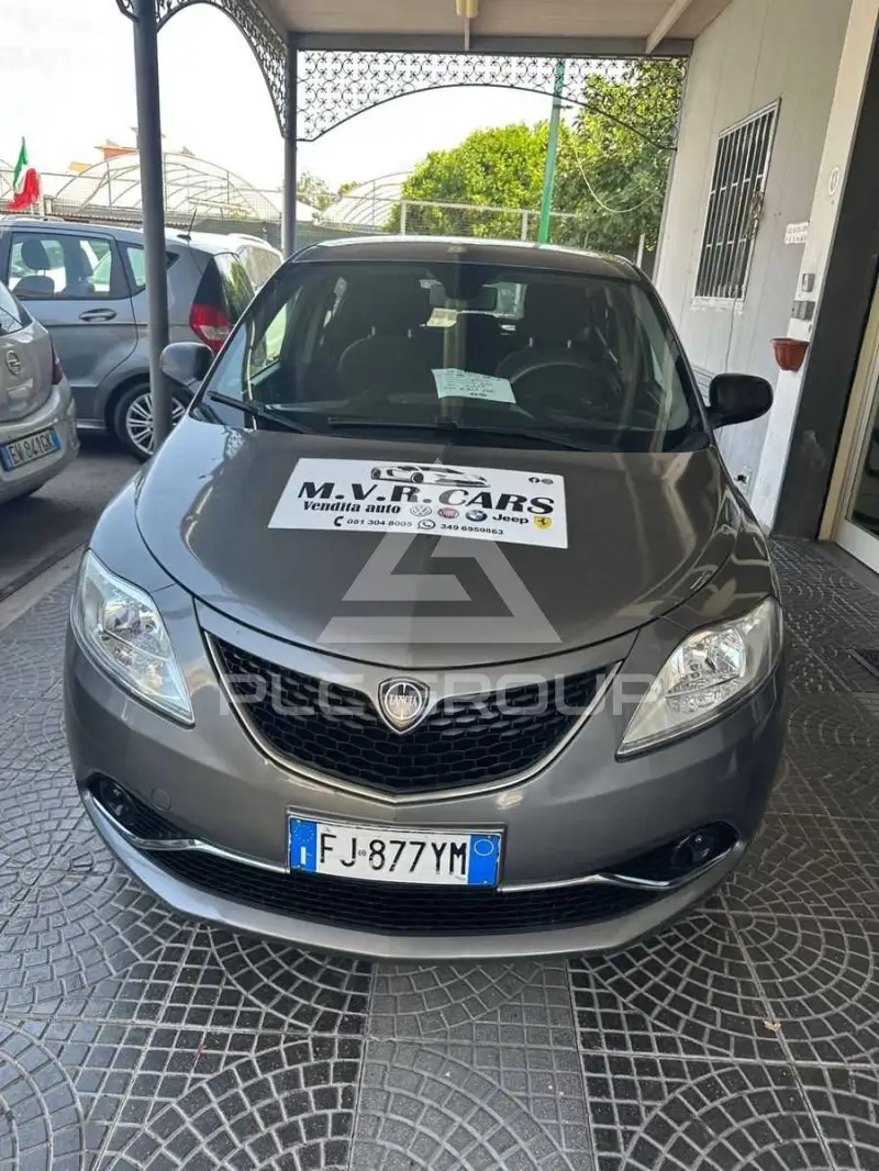 2017 Lancia YPSILON