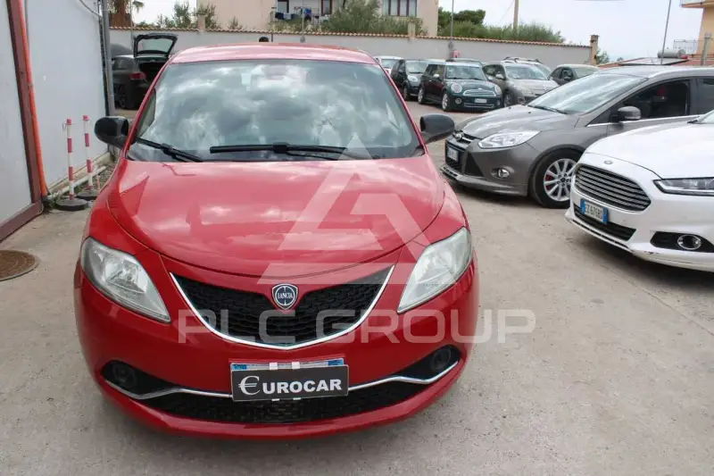 2017 Lancia YPSILON