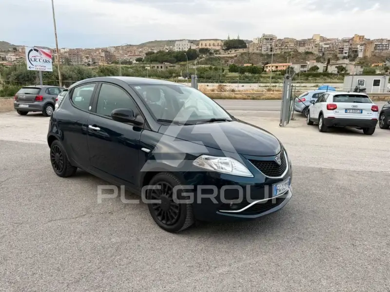 2017 Lancia YPSILON