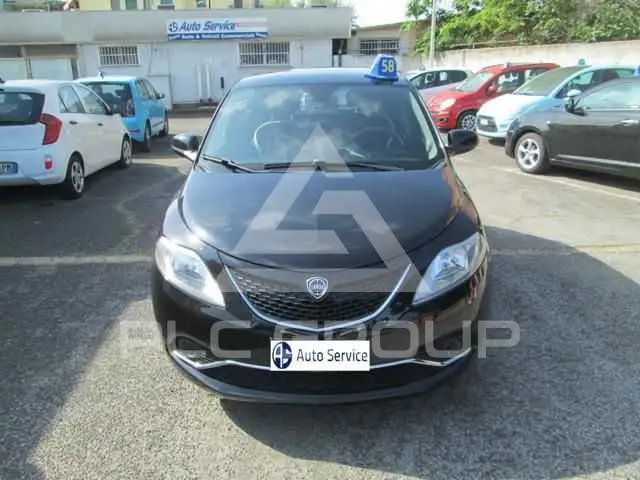 2017 Lancia YPSILON