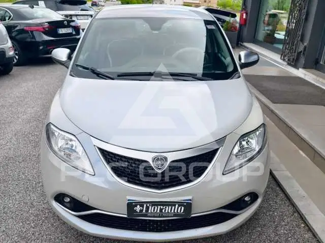 2017 Lancia YPSILON