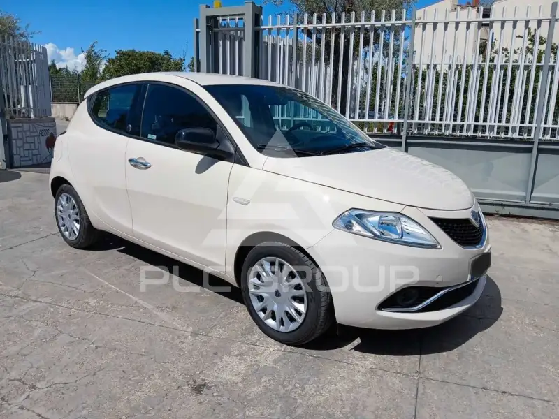 2017 Lancia YPSILON