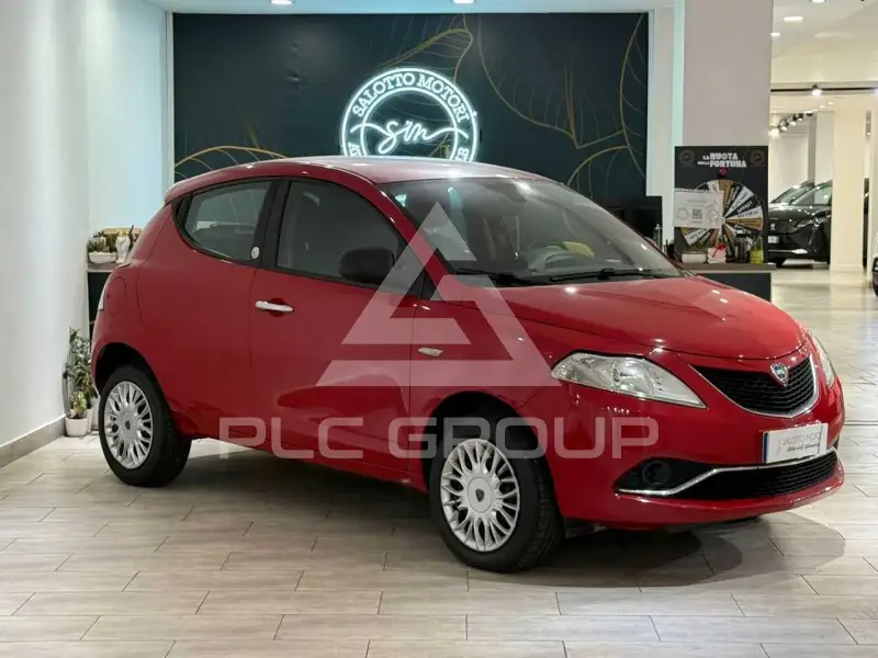 2017 Lancia YPSILON