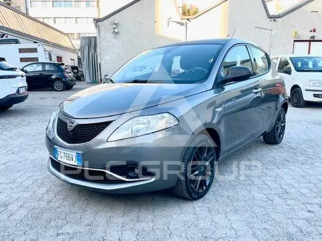 2017 Lancia YPSILON