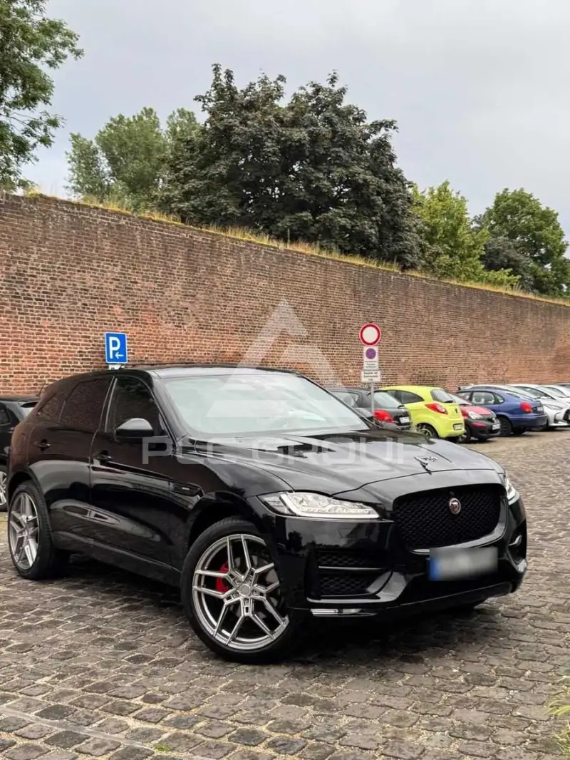 2017 Jaguar F-PACE