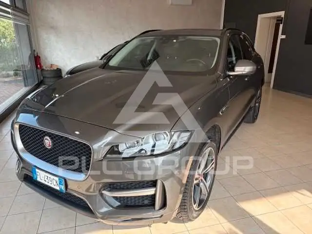 2017 Jaguar F-PACE