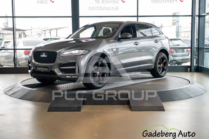 2017 Jaguar F-PACE
