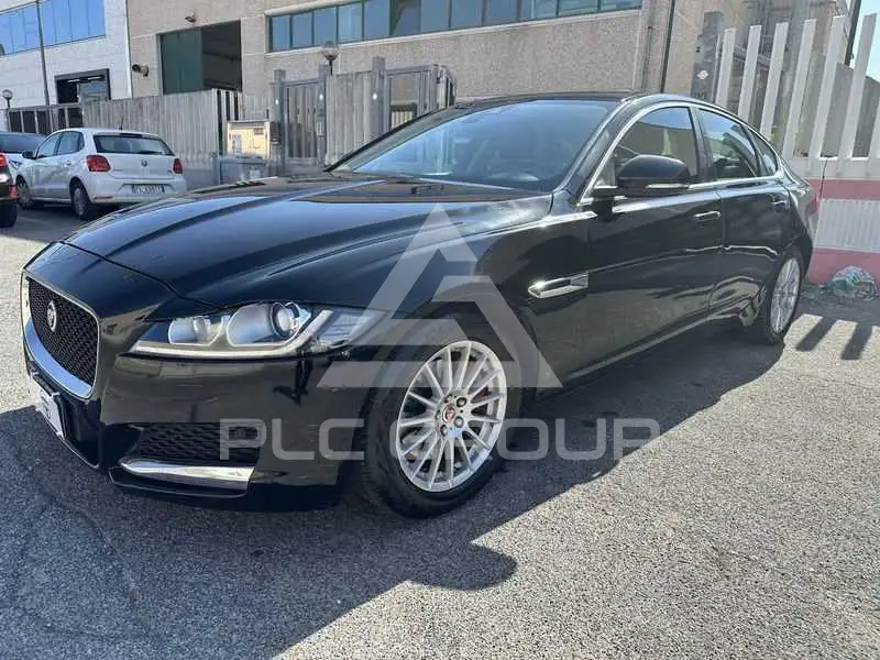 2017 Jaguar XF