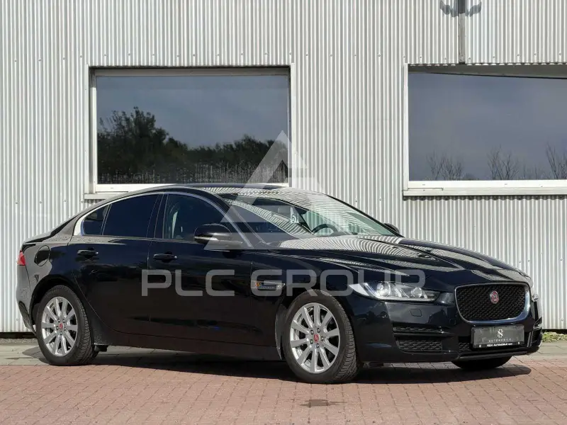 2017 Jaguar XF