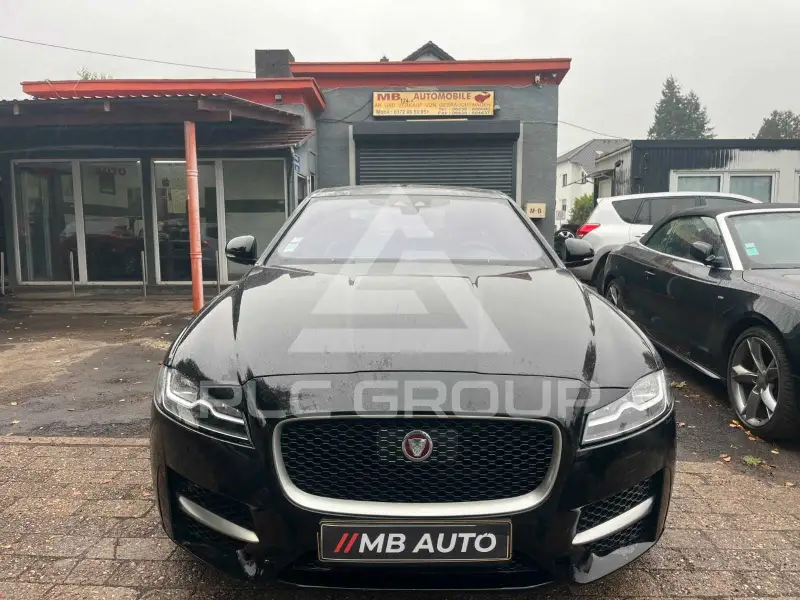2017 Jaguar XF