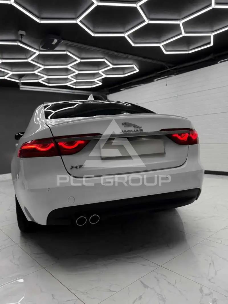 2017 Jaguar XF