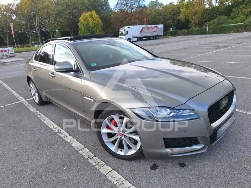 2017 Jaguar XF
